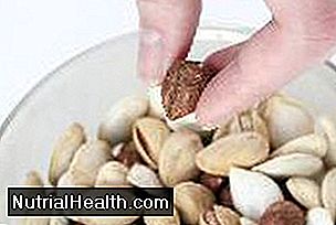 Fettsyror i nötter och frön kan förbättra insulinnivåerna.