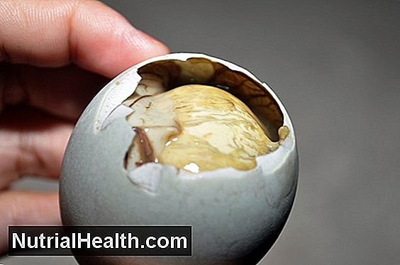 Bữa ăn dinh dưỡng: Một Quả Trứng Balut Là Gì? - 20242024.MarMar.ThuThu