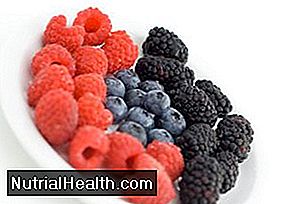 Fibrele din fructe de padure pot stimula beneficiile lor antioxidante.