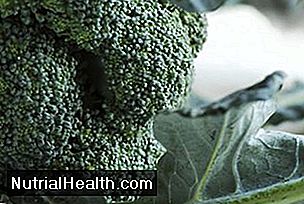 Bông cải xanh cung cấp chất phytochemical giúp chống ung thư và tăng cường miễn dịch đường ruột của bạn.